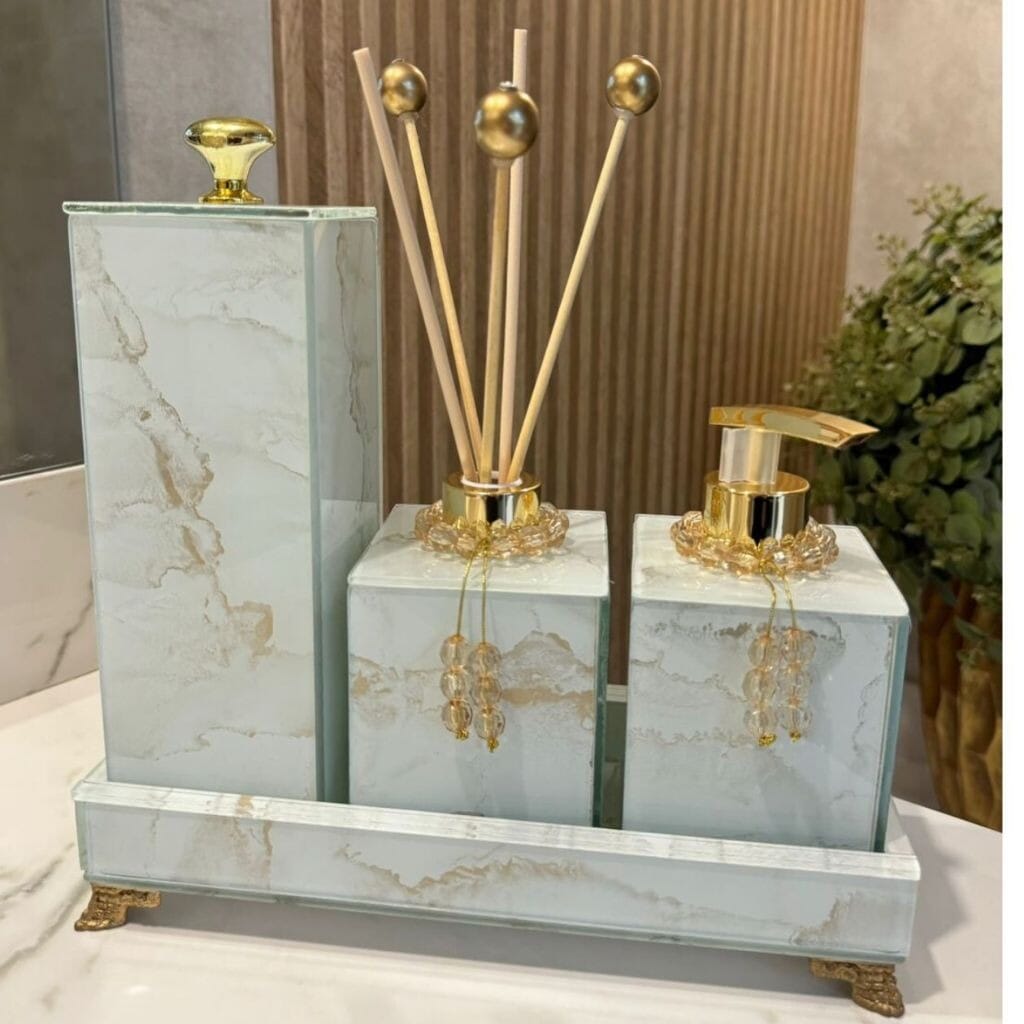 Kit Lavabo Mármore Fior com Porta Escova Grande