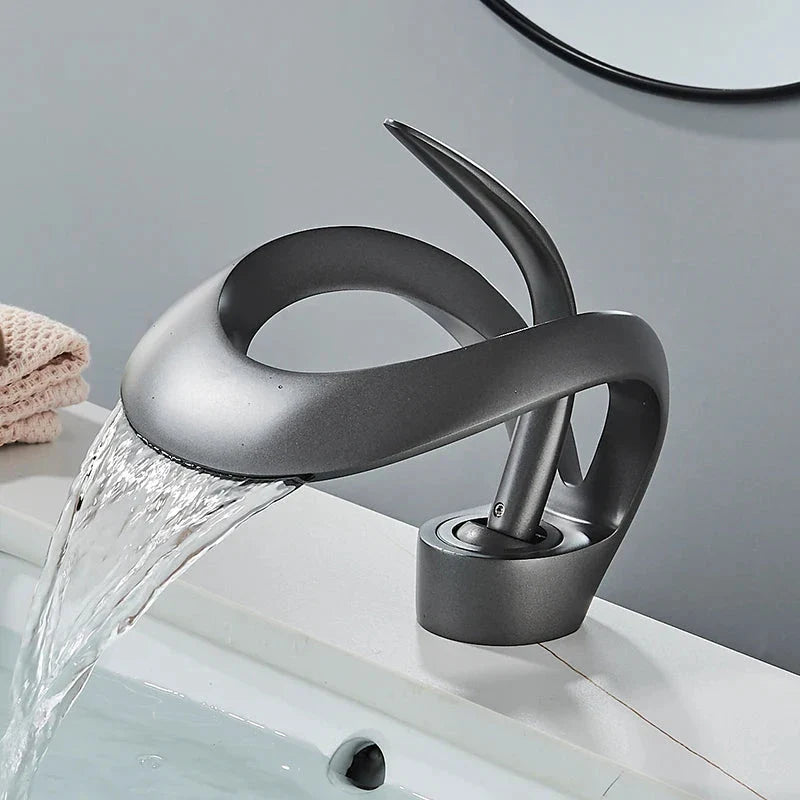 Torneira Para Banheiro Cascata Monocomando Misturador Hertz