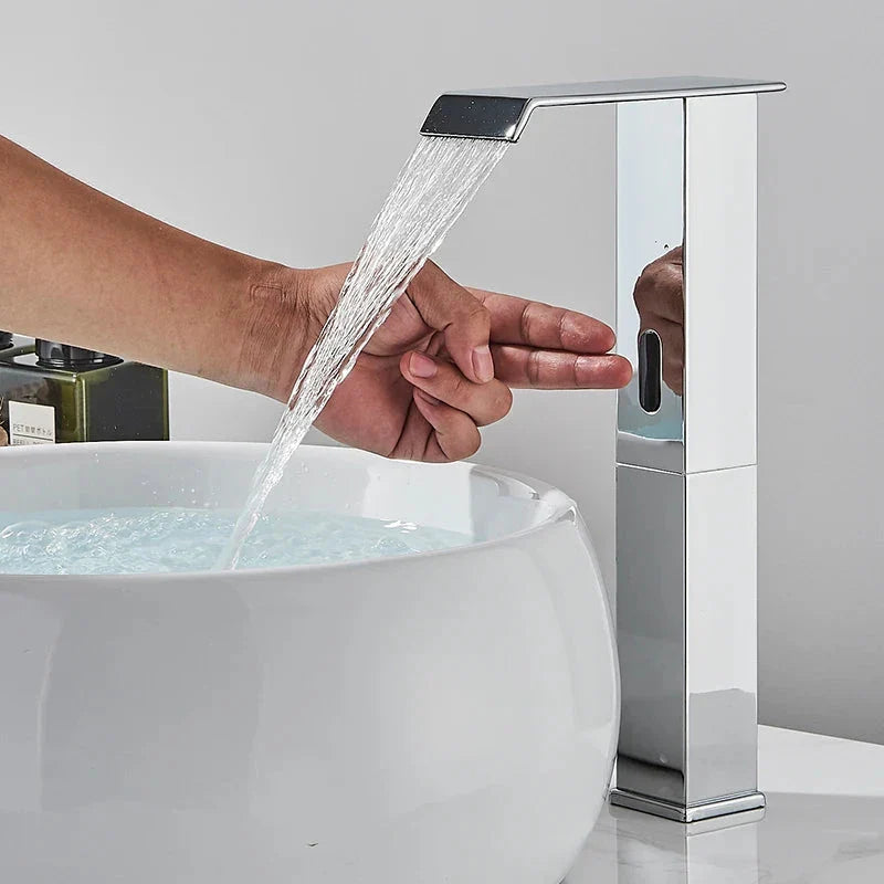 Torneira Automática Banheiro Com Sensor Lavatório Touch Clean
