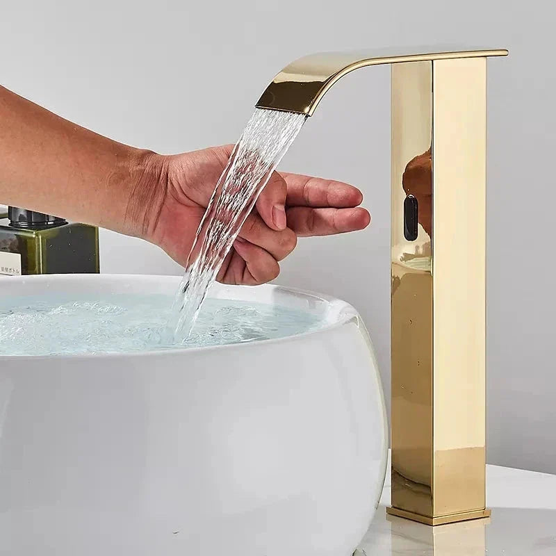Torneira Automática Banheiro Com Sensor Lavatório Touch Clean