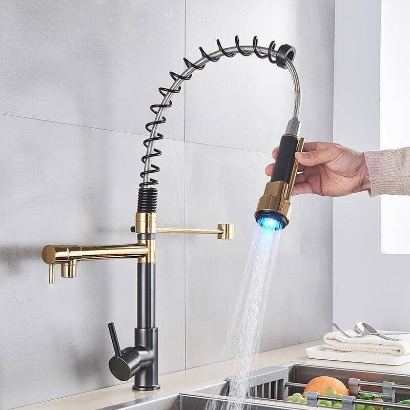 Torneira Gourmet Para Cozinha LED Mola Duo Bronze Giratória 360° Quizz
