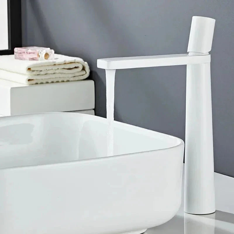 Torneira Moderna para Banheiro Monocomando Klepper Vita